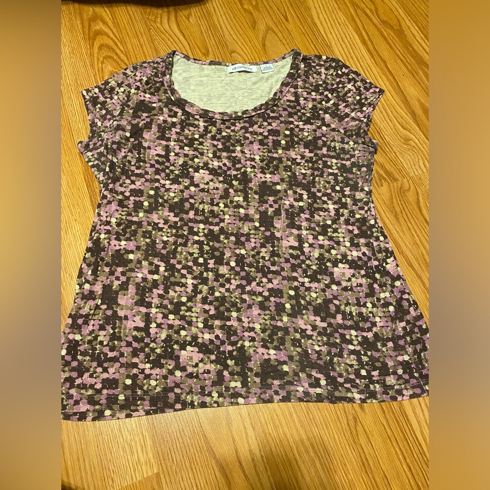 Liz Claiborne Large Scoop Neck Top